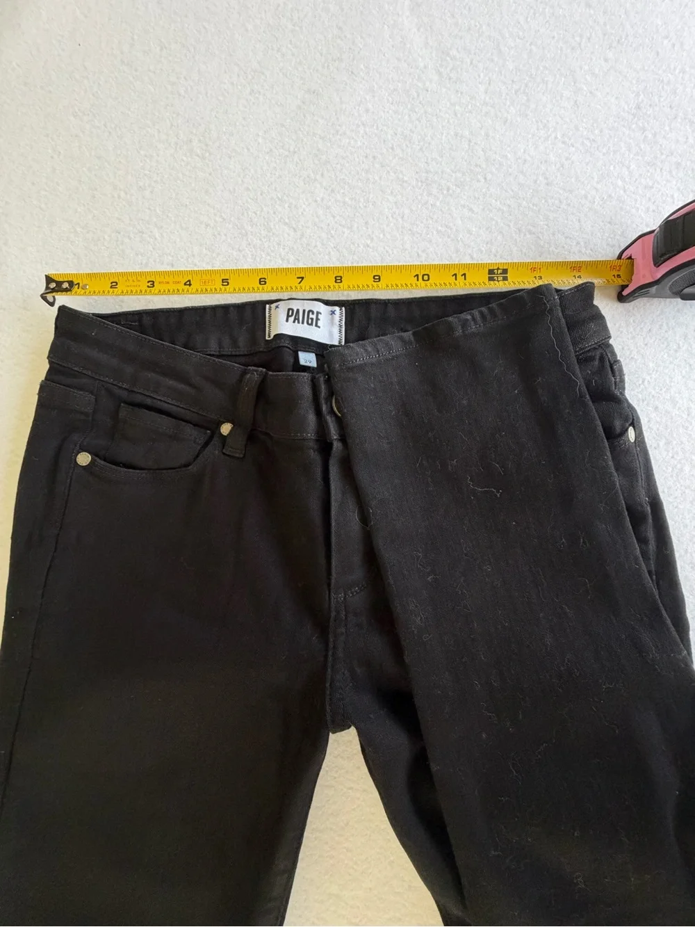 PAIGE Black Peg Skinny Jeans - Sleek High-Rise Look Size 29